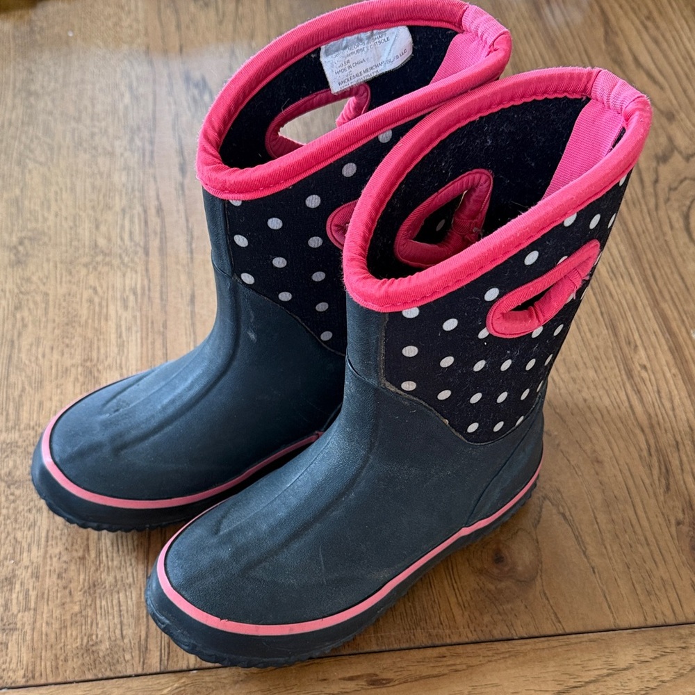 Falls Creek size 11 Kids Polka Dot Rain Boots - Black and Pink